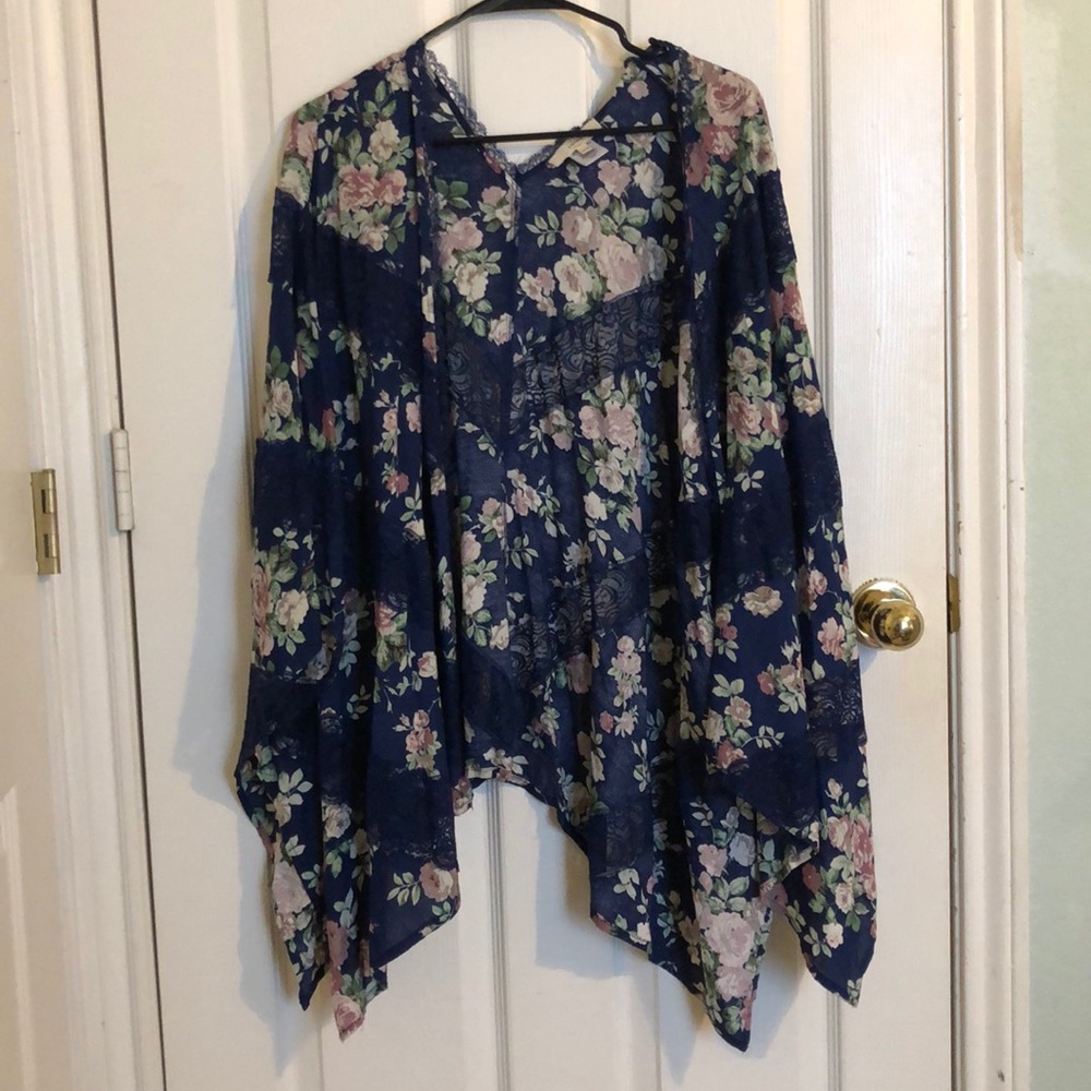 Floral cover